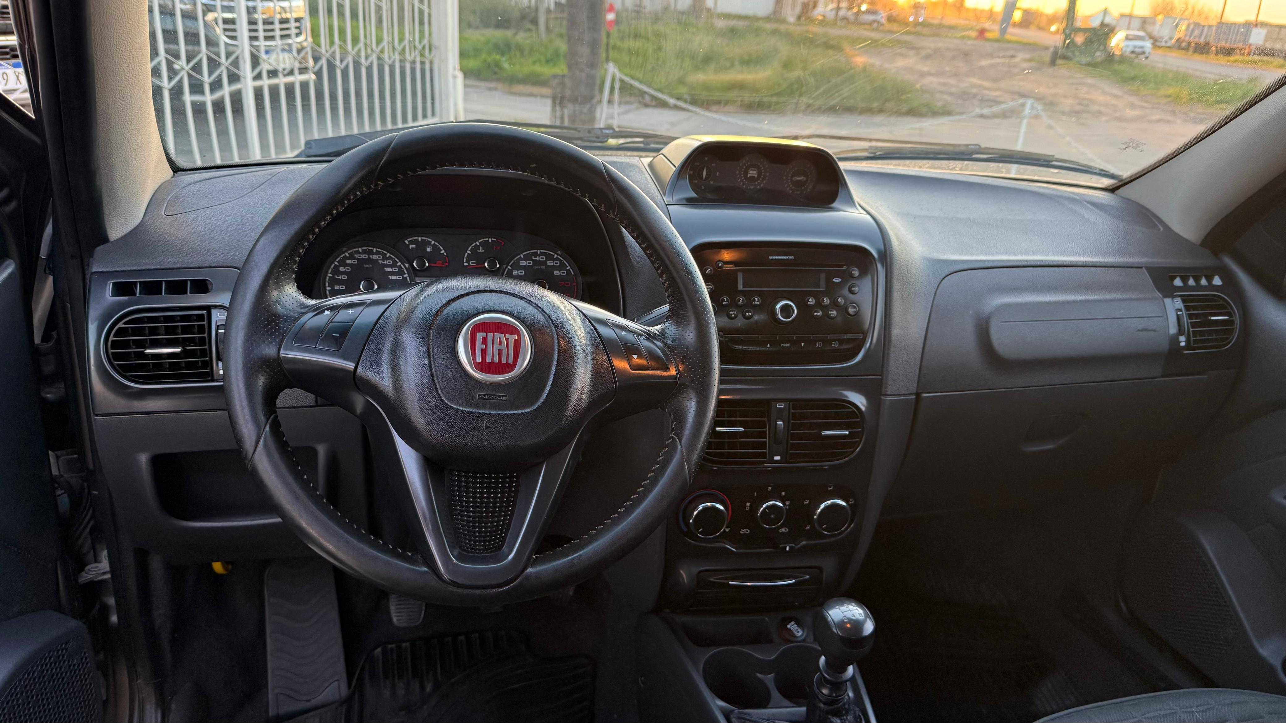 FIAT - STRADA ADVENTURE 1.6  - MANUAL - 2014